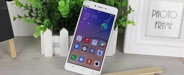 双面2.5D玻璃+眼球识别 vivo X5Pro首测