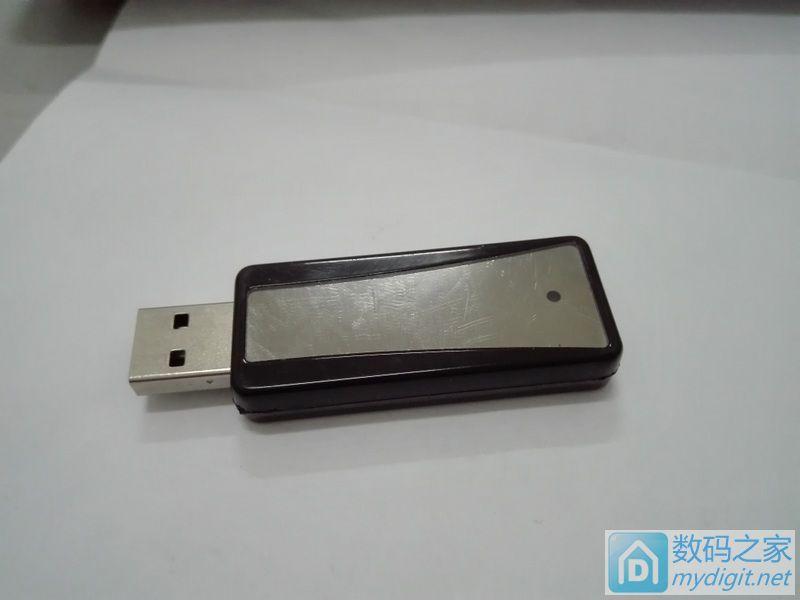 一直困惑我好久的8脚小芯片拆无线激光翻页笔USB接收器