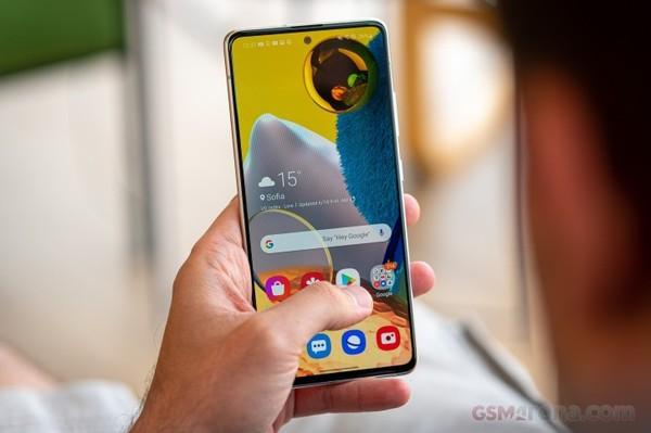 三星Galaxy A51上市 三星最便宜的5G手机之一售3800元