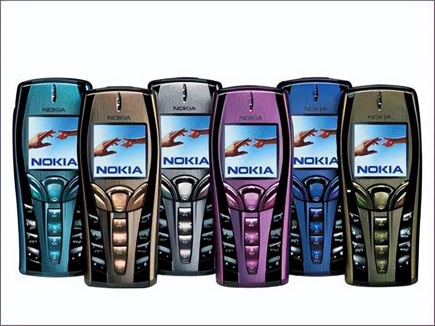 充满流线型的美感——诺基亚7250i