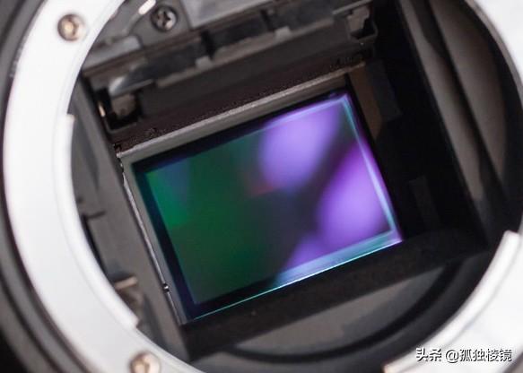 数码相机的“底”——CCD和CMOS的6个区别