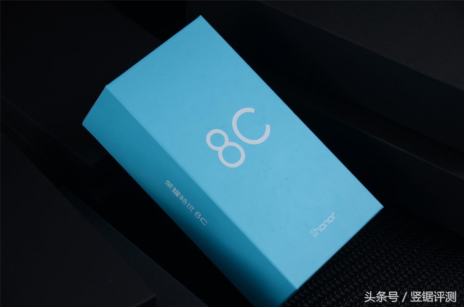 荣耀畅玩8C评测：6.26英寸全面屏，4000mAh大电量