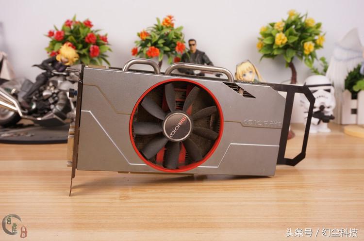 翻出块垃圾显卡，清理一下灰尘接着用，可惜带不动吃鸡游戏了