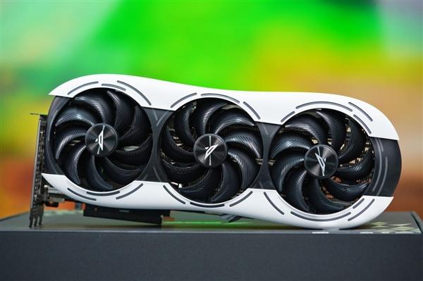地表最强RTX 4090!索泰RTX 4090 PGF显卡图赏