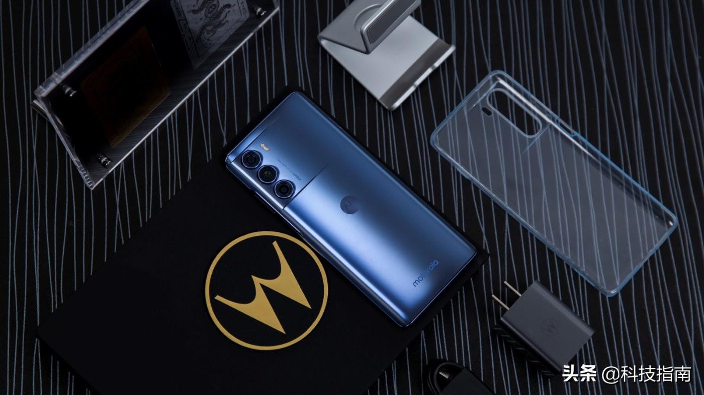 评测：moto edge S30强芯高配样样行，1799元起性能小怪多面手