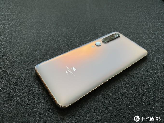 一个月,4000字,小米的高端之作10Pro到底香不香?