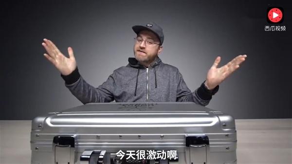 老外辣评华为Mate 10 Pro 还有保时捷限量版:看一眼就中毒