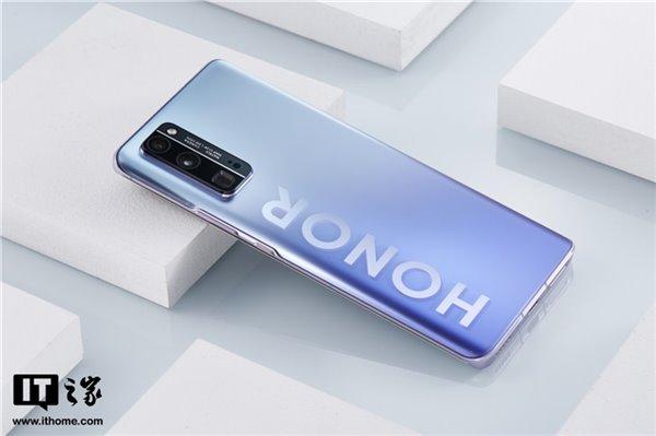 赵明：麒麟985定位麒麟820与990之间，主推3000元左右档位