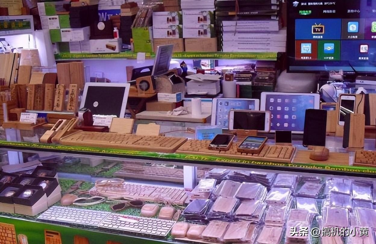 八九十年代家喻户晓的手机品牌，如今难觅踪迹，你家现在还有吗？