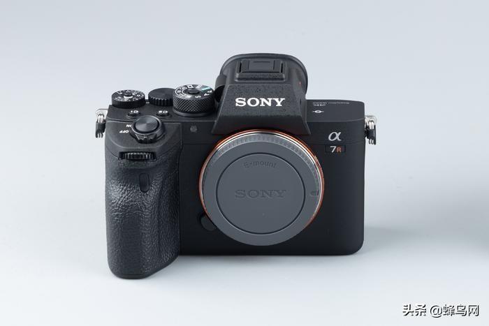 235万像素屏幕贴心升级 全新索尼A7R4A使用体验