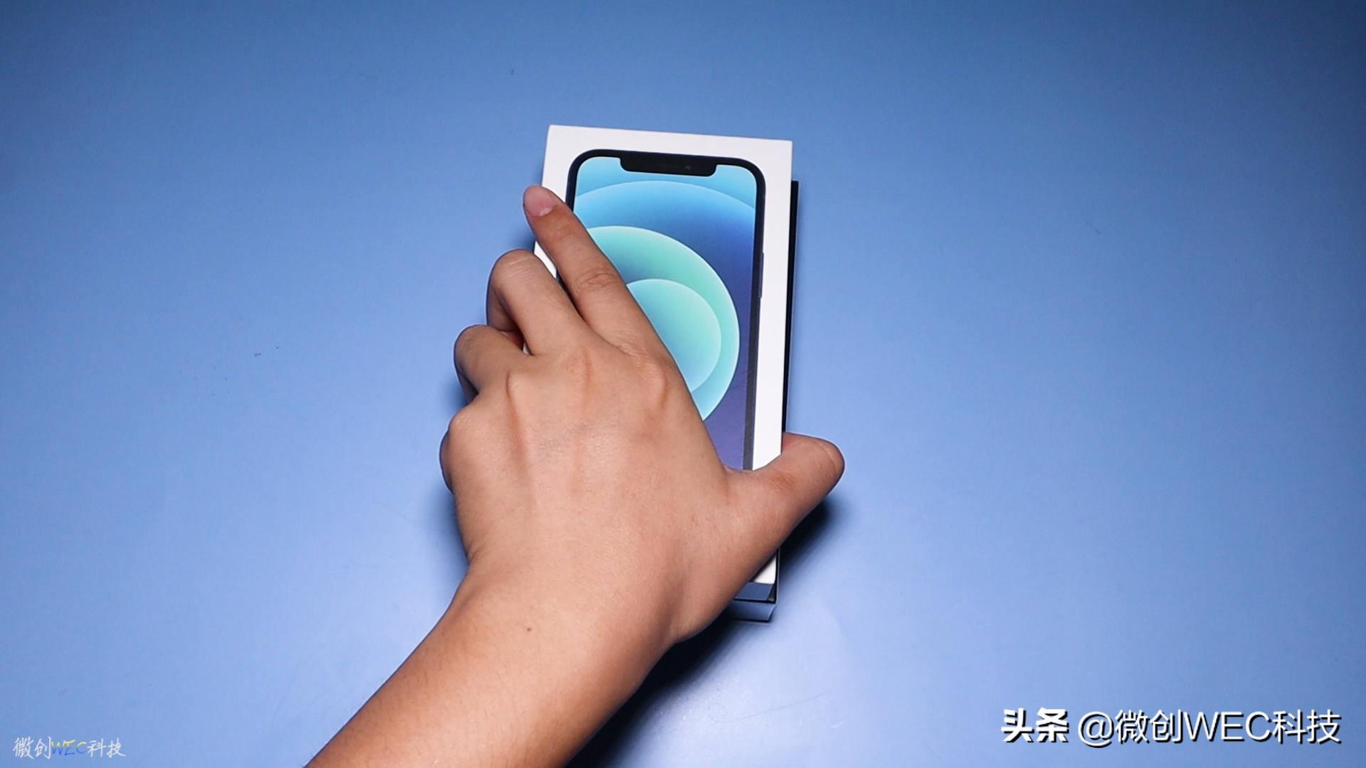 2021年了,现在买三年前的iPhone XR,还值得入手吗?