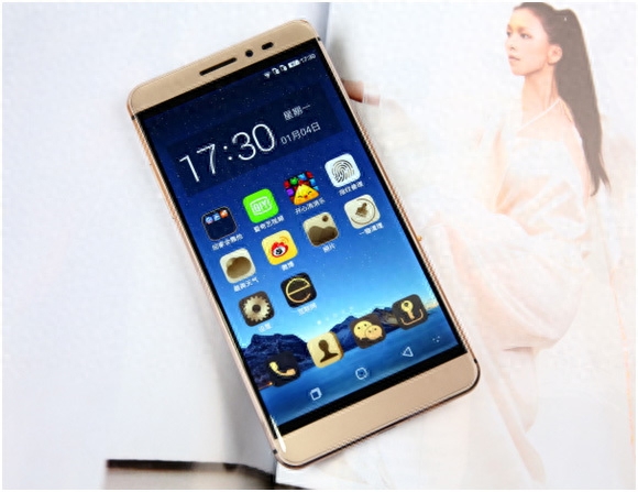 2500元新贵 酷派锋尚MAX颜值与上手品鉴