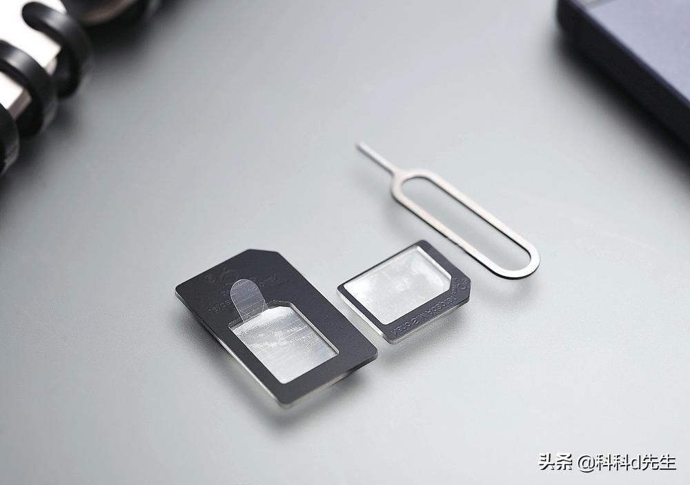 魅族出品，手机卡针也是一种艺术