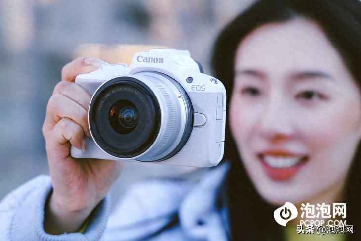 不仅是EOS R最小机型更是带货神器 佳能EOS R50微单评测