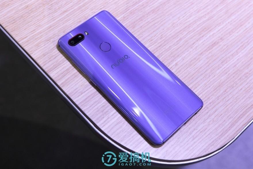 国产性价中端旗舰！ 努比亚Z18mini上手体验：钦定最强小钢炮！