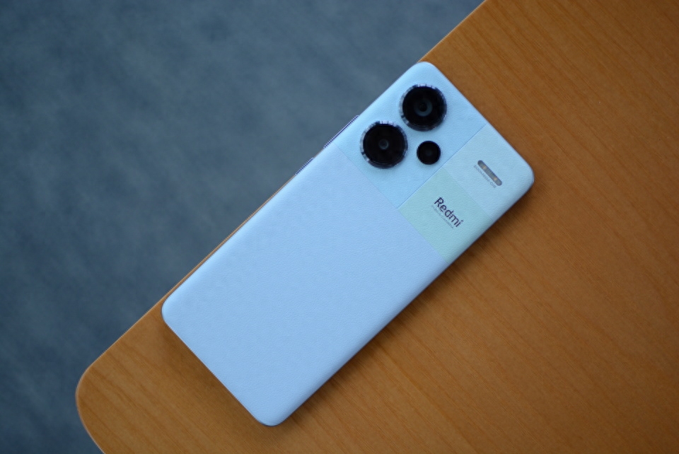 2000以内手机怎么选?客观中立评价,性价比为王