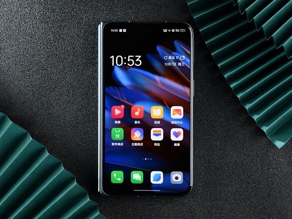 轻巧好用,值得重用 OPPO Find N2 7999元起售