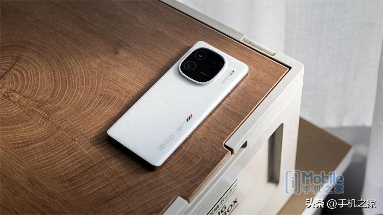 探索极限性能：四款顶尖智能手机产品推荐