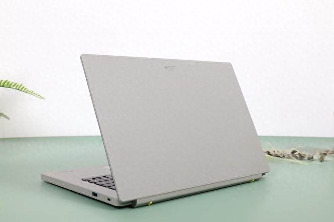 宏碁·未来 蜂鸟轻薄环保电脑评测:从外而内 将环保进行到底