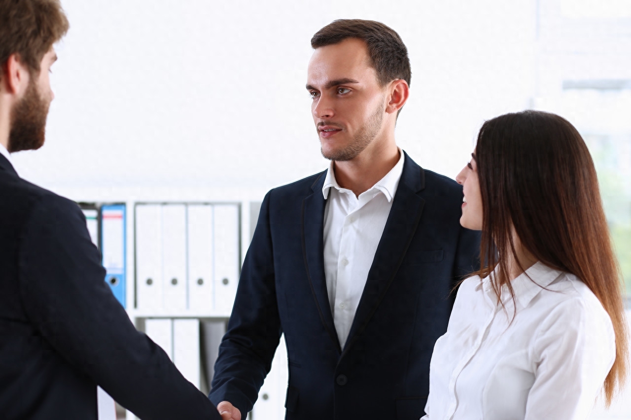 同义词辨析:characteristic, distinctive, individual