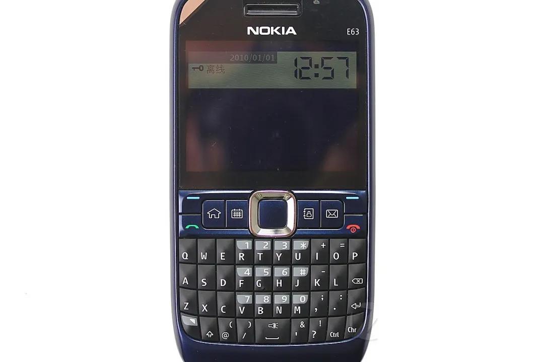 它是缩水版的“E71”：诺基亚E63
