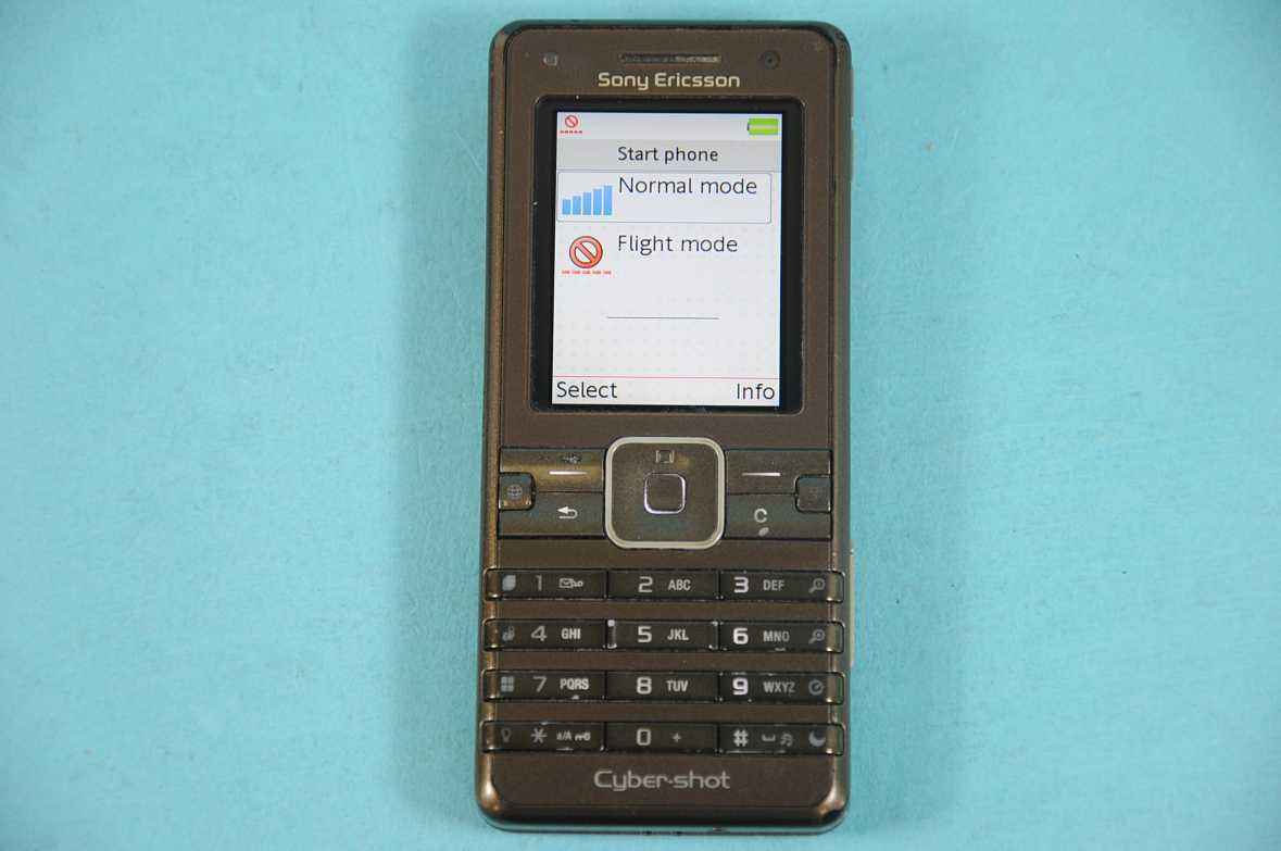 大孩子也过儿童节，OPPO Find X2打机看动画感觉拉满，屏幕太顶了