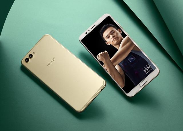 荣耀V10性能到底怎么样，值不值得买？