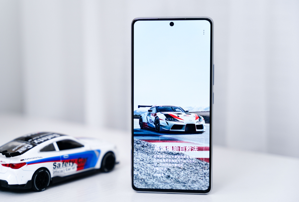12GB+256GB+IMX800，跌至2499元，荣耀热销旗舰手机跌至新低
