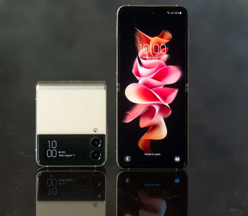 三星 Galaxy Z Flip 3 折叠屏手机正式发布:6.7/1.9 英寸显示屏