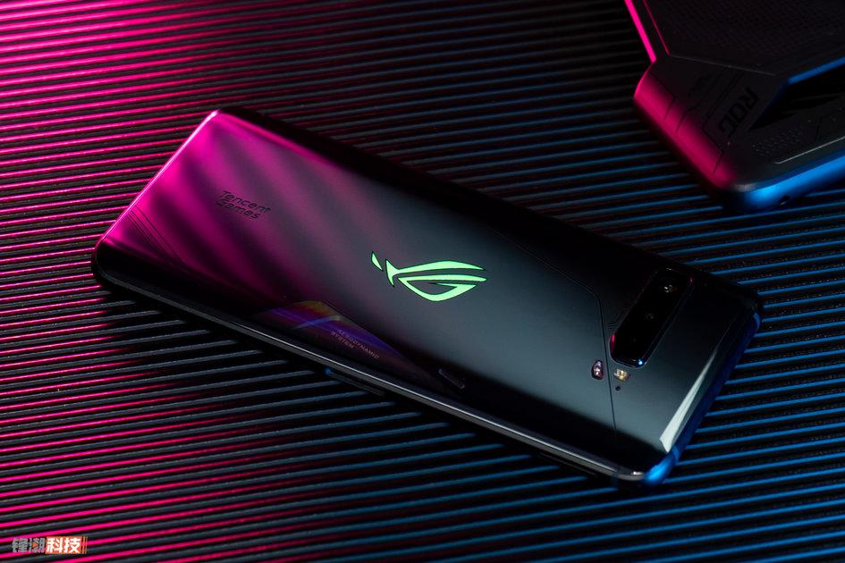 ROG游戏手机3 详细评测：一切为了极致电竞体验