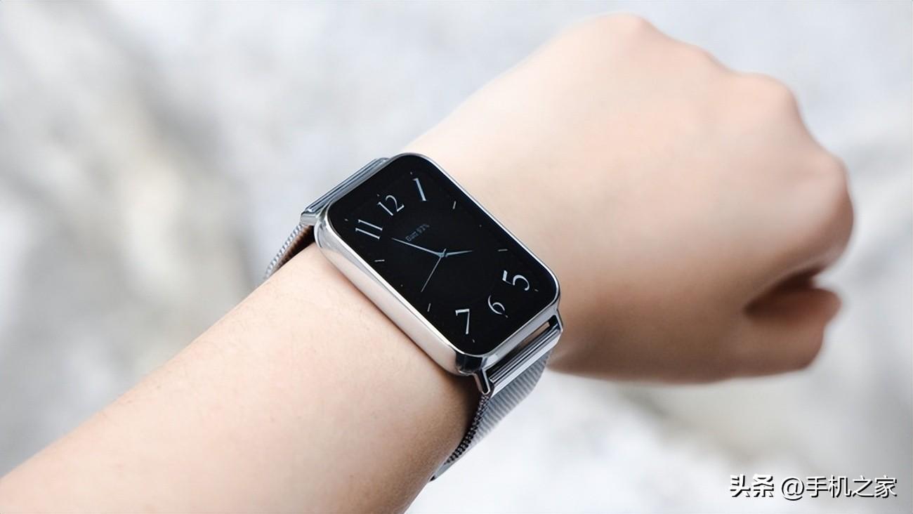 小米手环8 Pro评测：智能手环的价格 智能手表的体验！