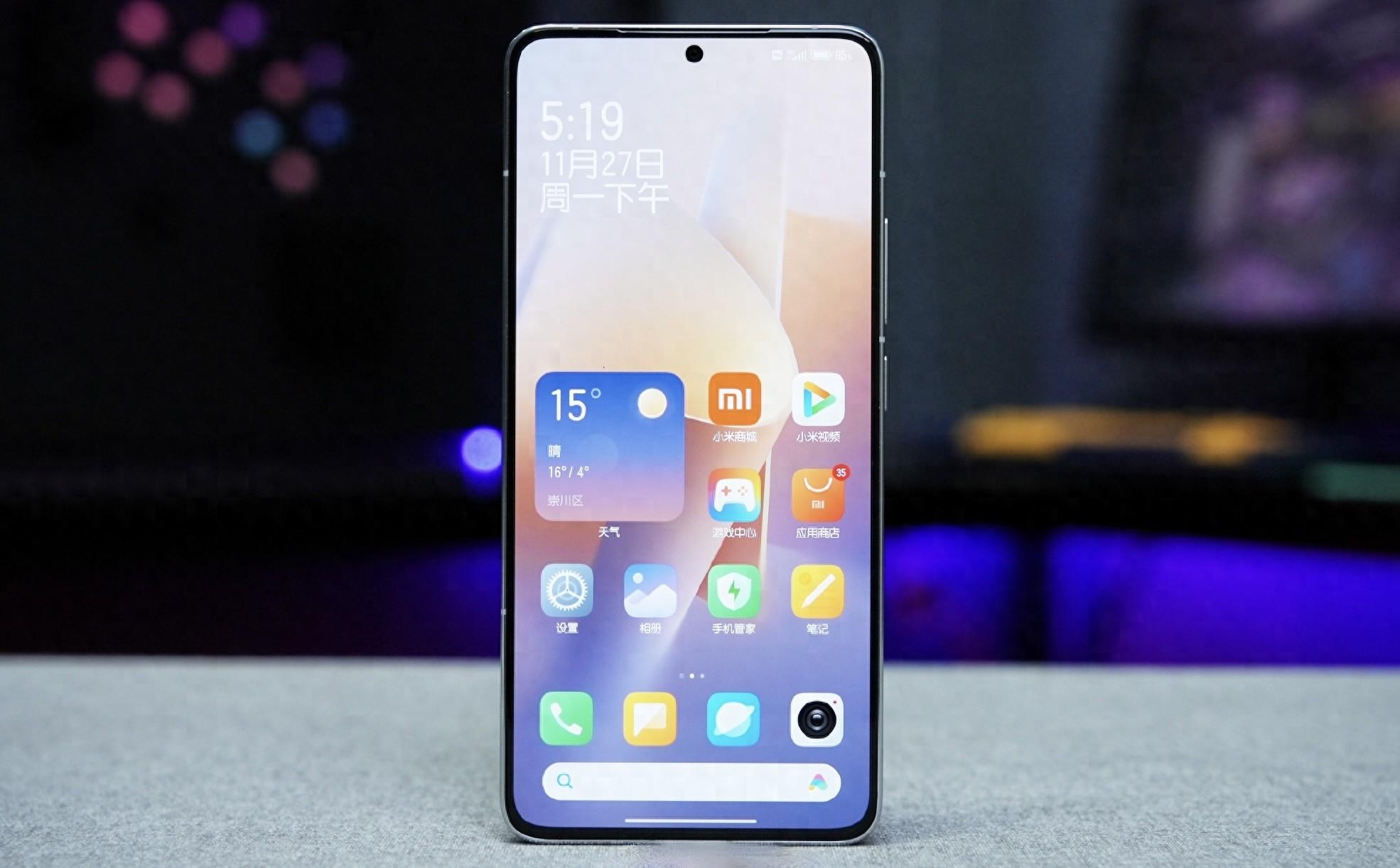 买性价比高的小米手机,强烈建议这两款,其中一款仅售2499元