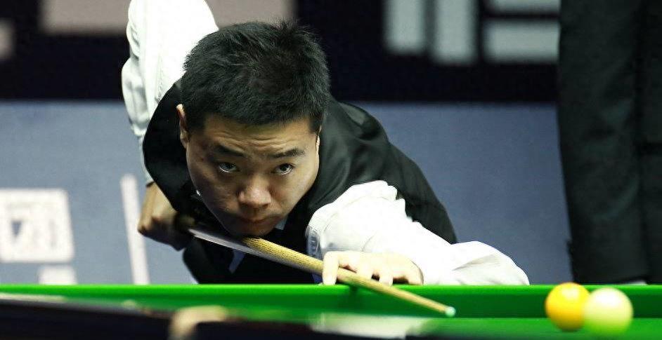 CCTV5斯诺克直播：丁俊晖欢迎张安达重返内战亮相