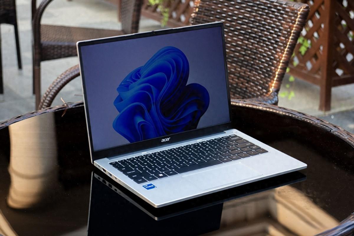 Acer这款笔记本值了！满血13代标压酷睿，3699元，但有一个缺点