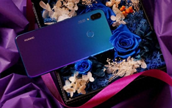 OPPO R15是年轻人十分钟爱的手机?华为nova3i让它黯然失色