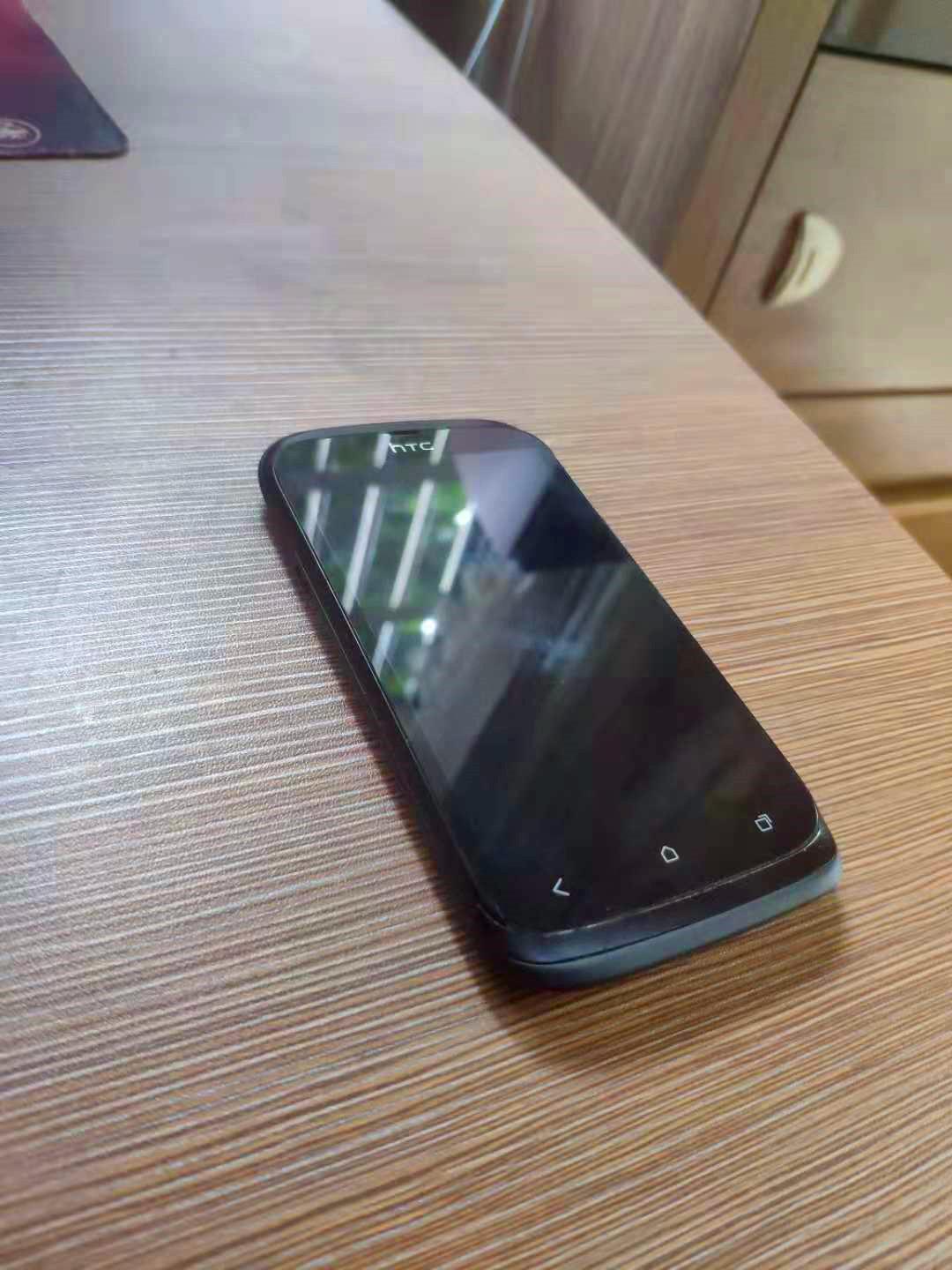 人生的第一部安卓手机：HTC（火腿肠）T328w