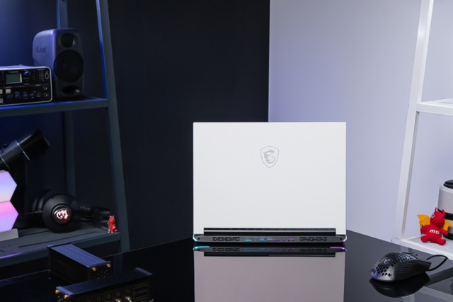 微星绝影14 Studio：重新定义轻薄全能本