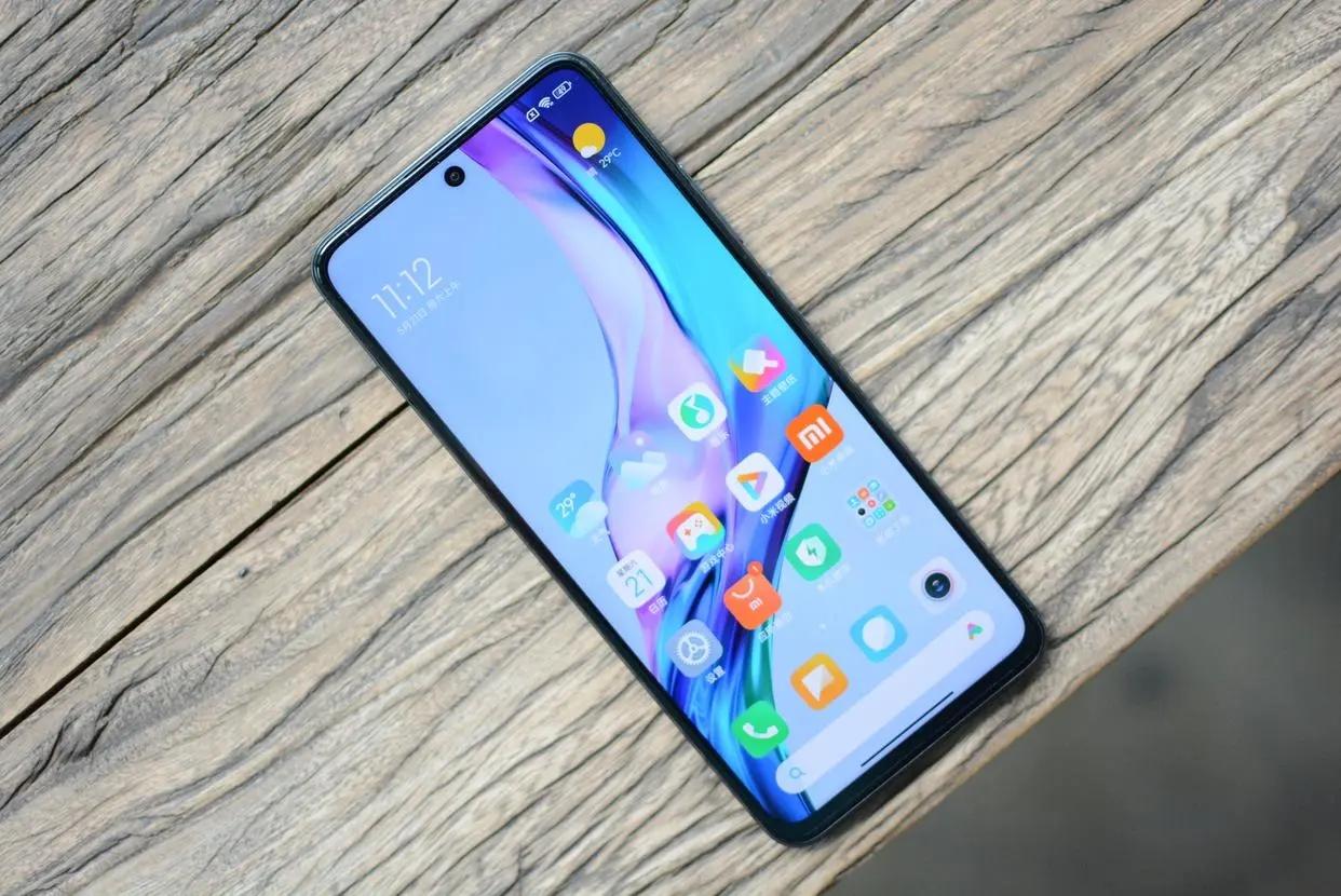 Redmi K60仅排第五，最新手机性价比榜单出炉，第一名让人意外