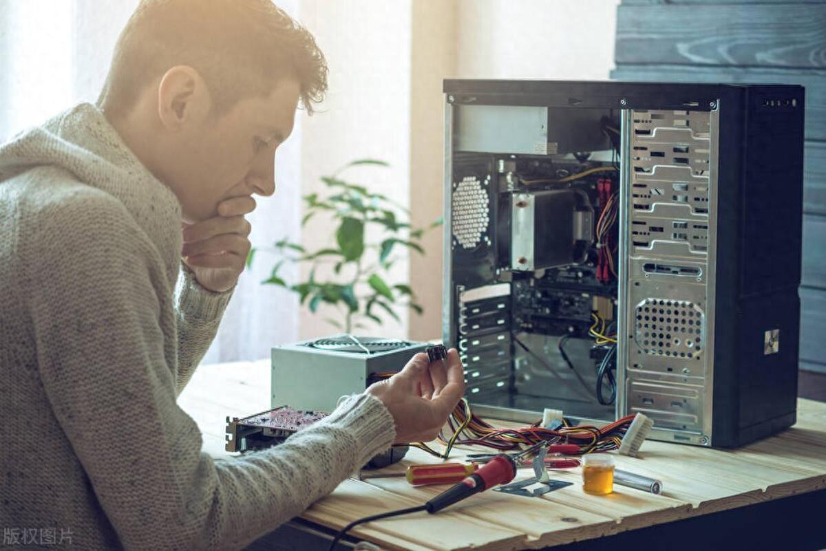 台式电脑开机密码忘了怎么办？