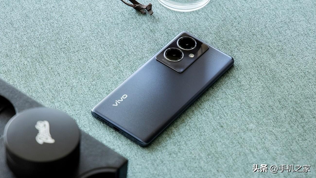 vivo Y78+体验：千元机也有曲面屏 真是泰裤辣
