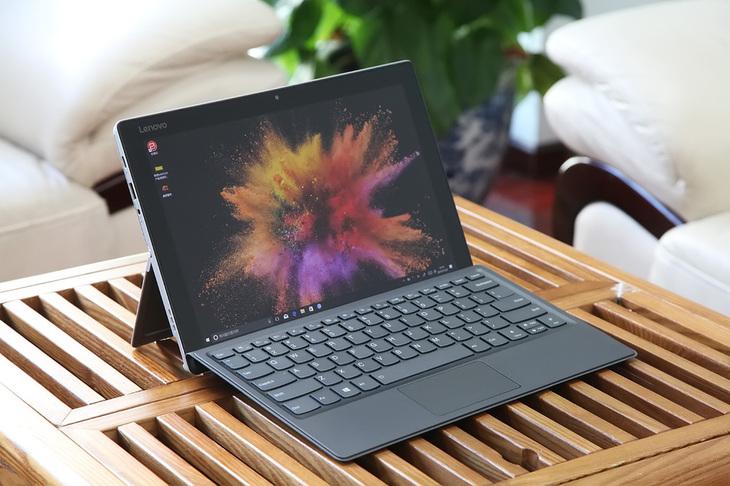 高性能亲民诚意之作！联想Miix 520二合一笔记本评测