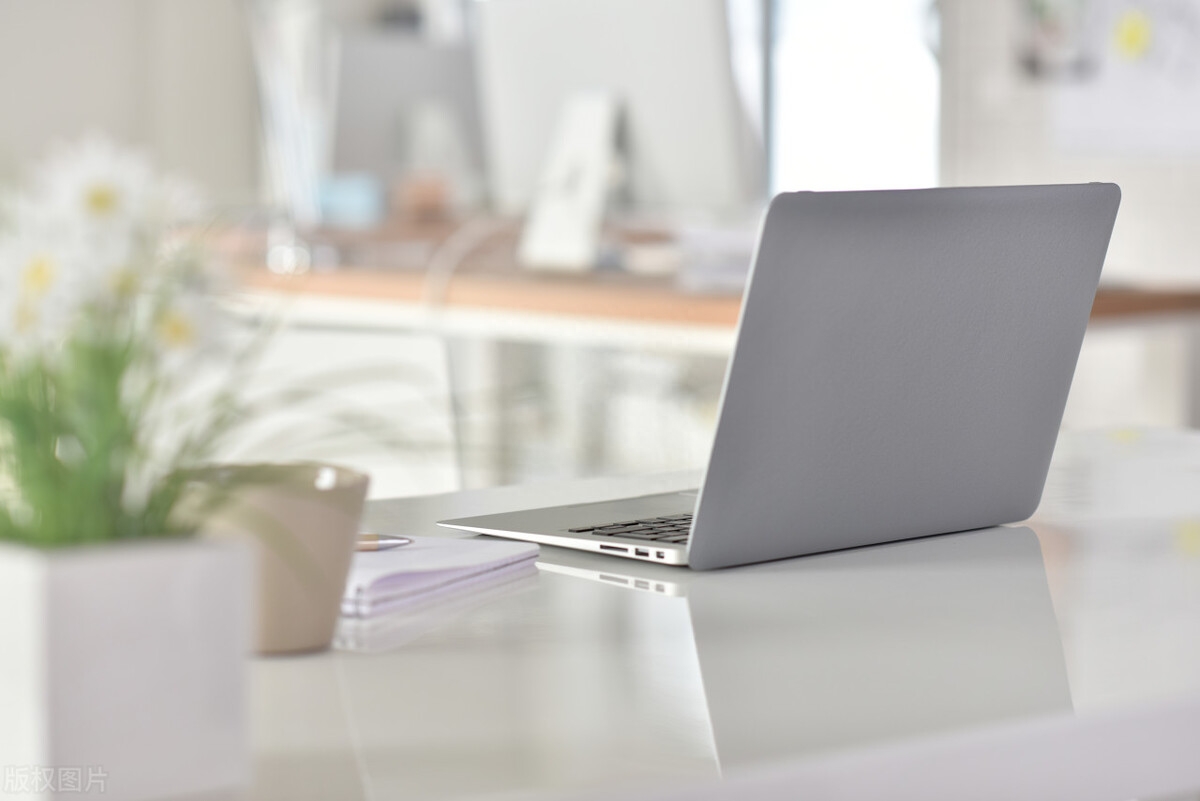 笔记本电脑屏幕黑屏