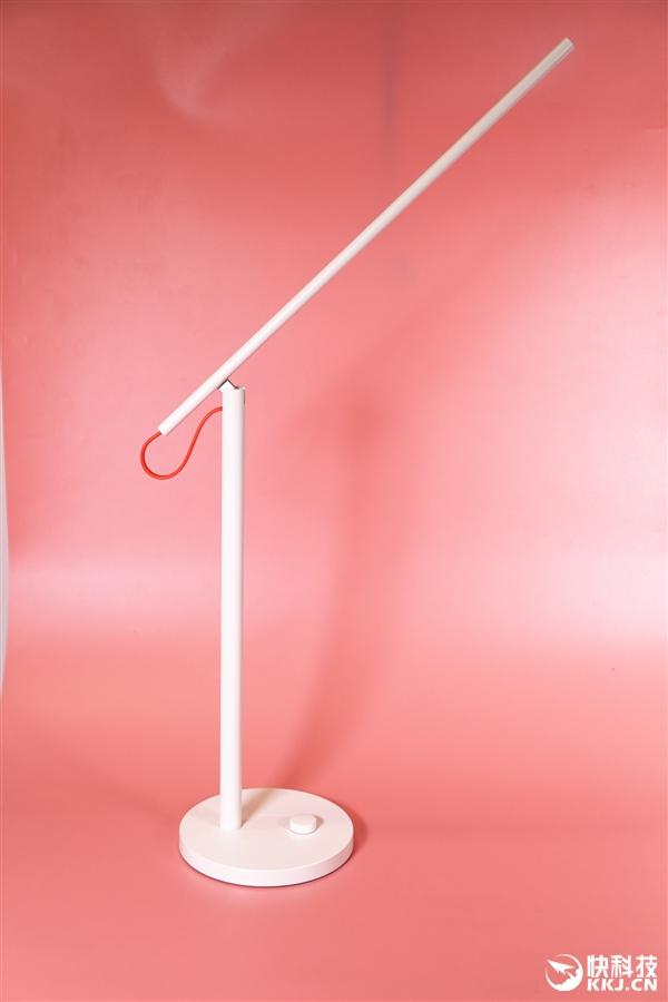 Siri也能唤醒 米家台灯1S开箱图赏