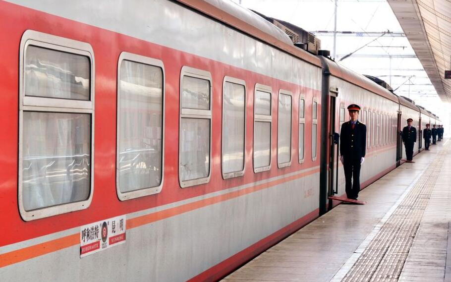 收藏! 内蒙古铁路东胜站、临河站、乌海站最新火车时刻表!