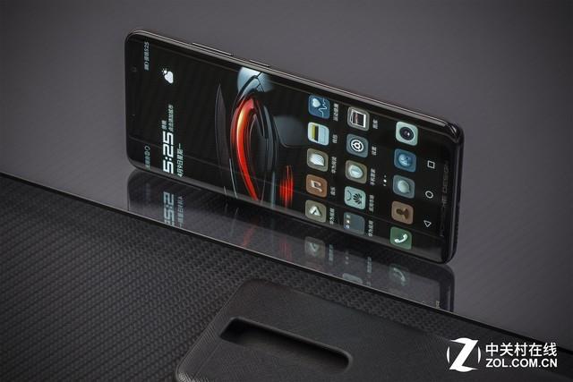 华为Mate RS保时捷设计长测 只看一眼即定情