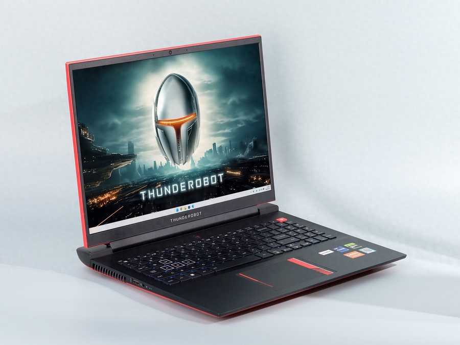 实力不凡，颜值不凡！RTX4080游戏本雷神ZERO 2023魅影橙评测