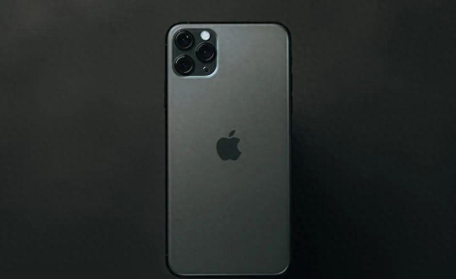 “iPhone6s还能用8年?”