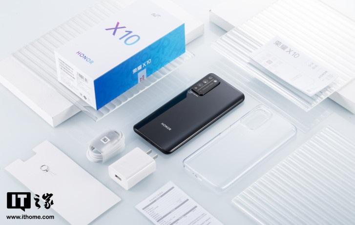 荣耀X10明日10:08开售：麒麟820+90Hz升降全面屏，1899元起